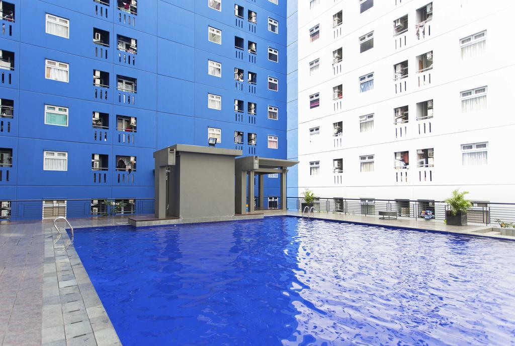 Reddoorz Apartment @ Green Pramuka Jakarta Eksteriør billede