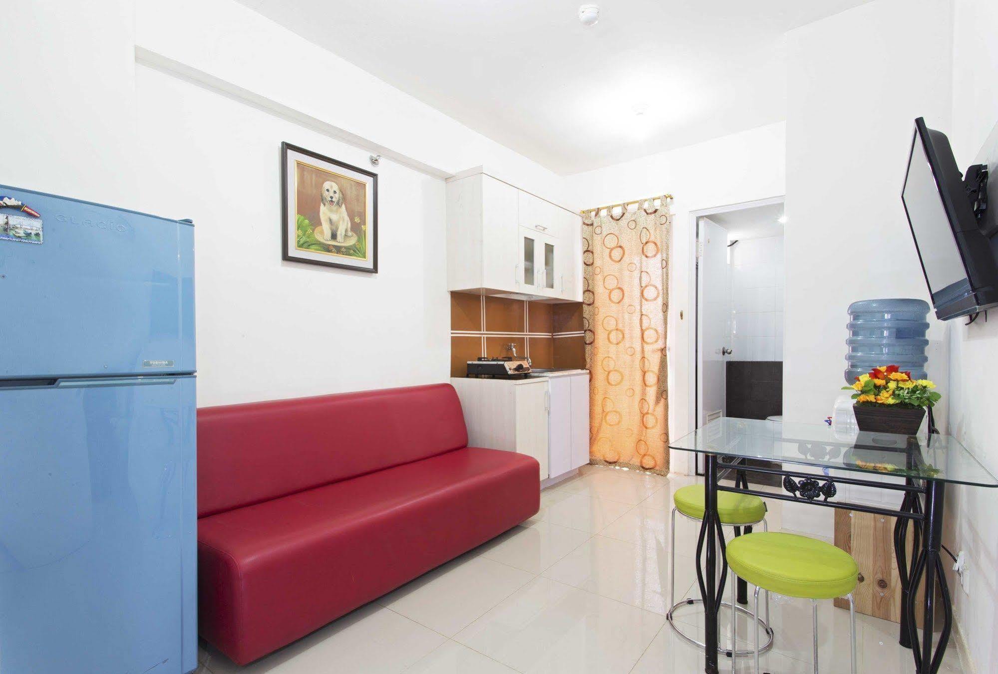 Reddoorz Apartment @ Green Pramuka Jakarta Eksteriør billede