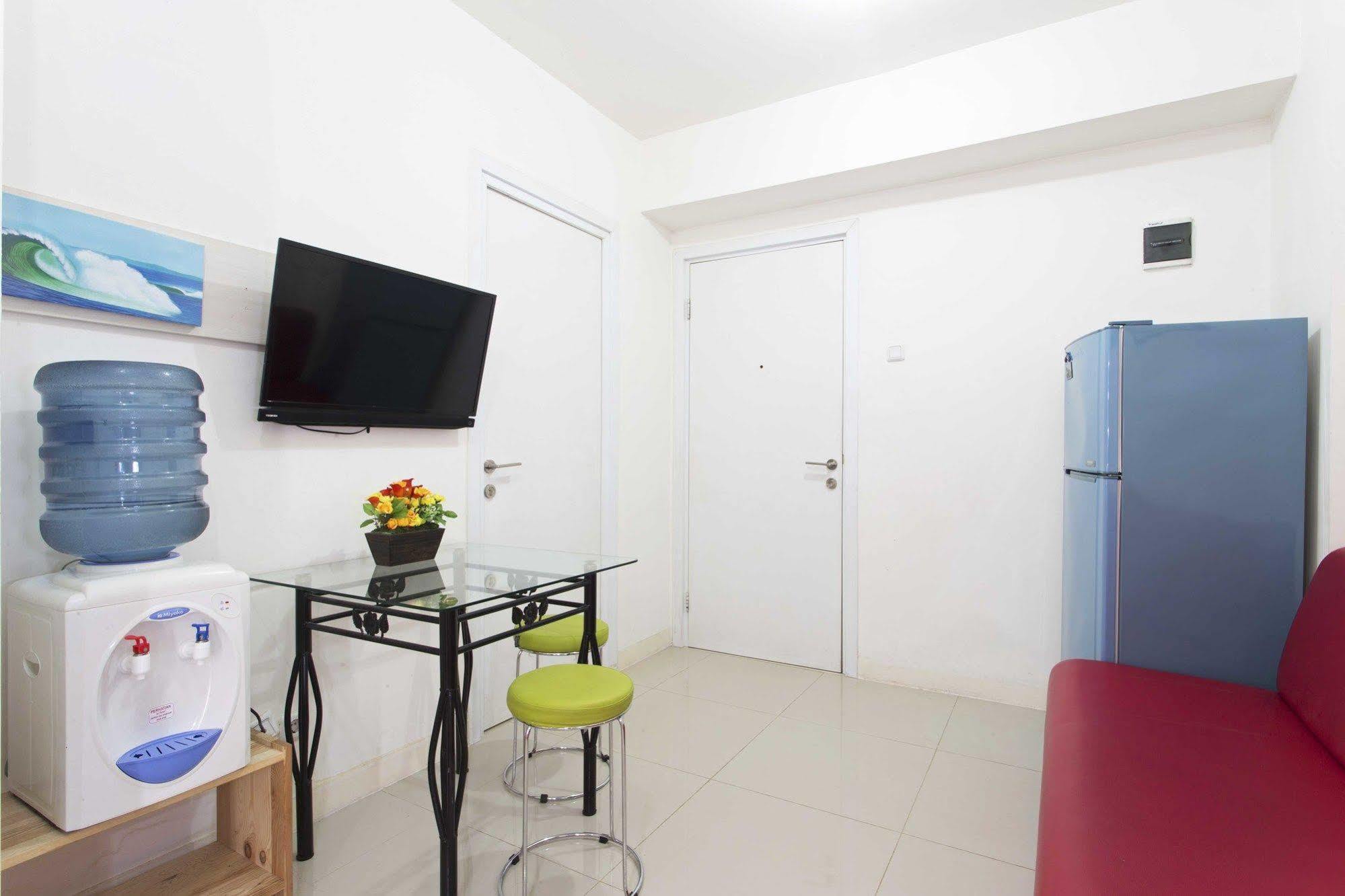 Reddoorz Apartment @ Green Pramuka Jakarta Eksteriør billede